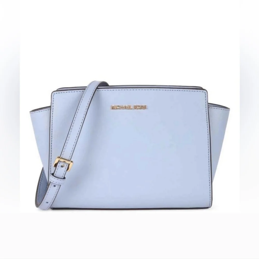 Michael Kors Selma Medium Saffiano Messenger Bag - Picture 1 of 6